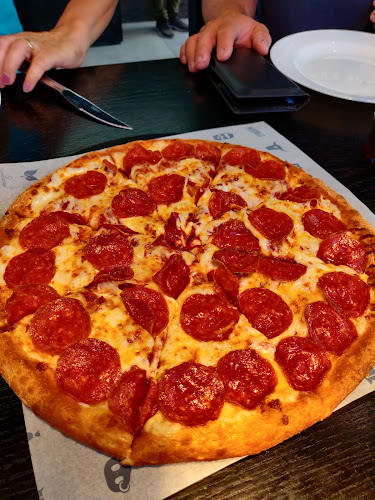 Comentarii opinii despre Melt Pizzas