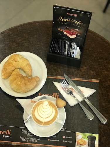 Comentarii opinii despre Cafeteria Tavelli La Reina