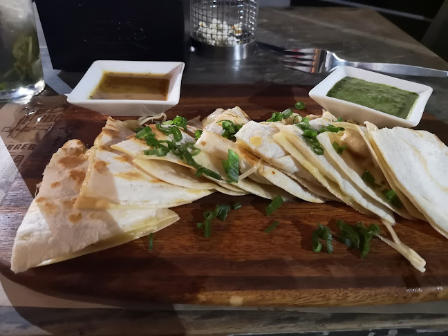 Opinii despre Hell Street Bar în Iquique - Gastronomía y hostelería