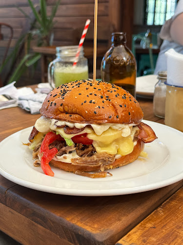 ENTRE BARROS Restaurante