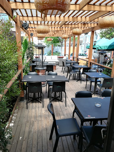 Delirio Phone number