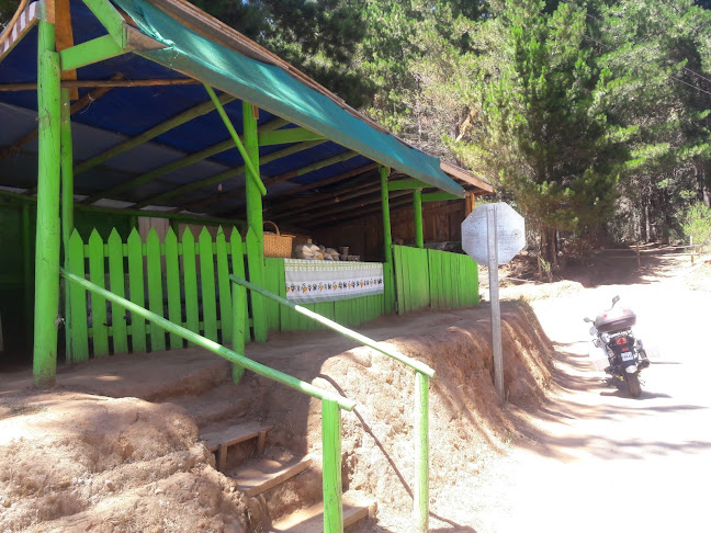 El Mejor Mote con Huesillos y Tortillas