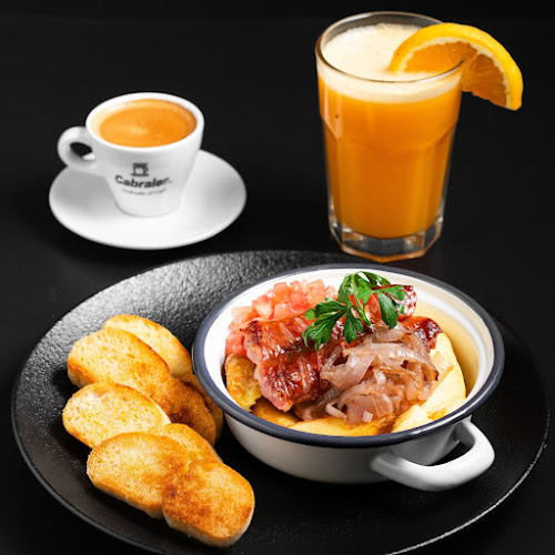 Av. Pdte. Kennedy 5601, 7560356 Las Condes, Región Metropolitana