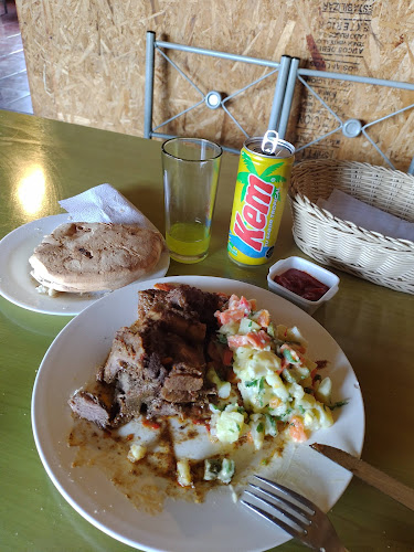 Opinii despre Hornos de Ralicura în Rio Bueno - Gastronomía y hostelería