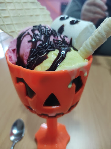 Amaderos Restaurante Open Times