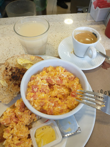 Fuente Chilena - Las Condes