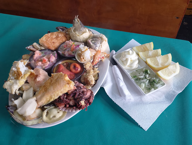 Cocineria El Pinguino. Local 39-C