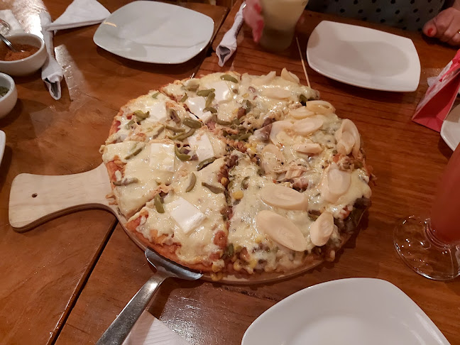 Carne y Sal Phone number