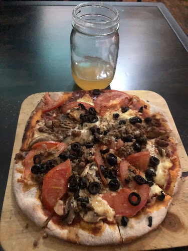 Base Camp Pizzeria - Gastronomía y hostelería