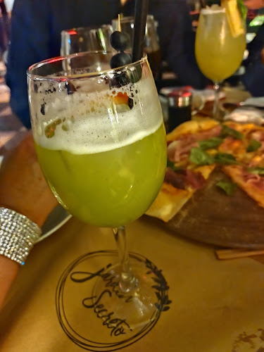 Opinii despre Bar Jardin Secreto în Vitacura - Gastronomía y hostelería