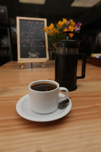 Comentarii opinii despre Cafetería la malica