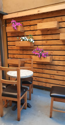 Panicale Pastelería & Restaurant - Gastronomía y hostelería