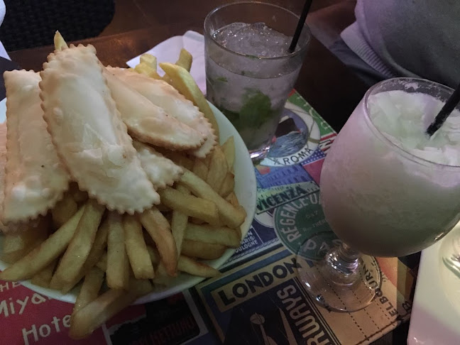 Sun Bar Tablas & Drinks Phone number