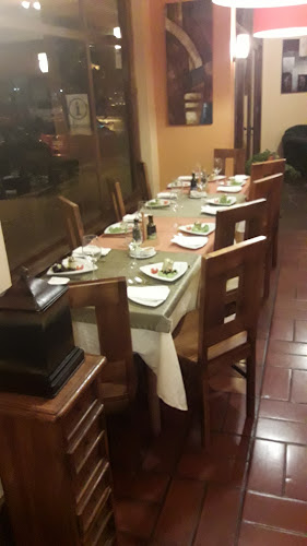 Opinii despre AROMAS Restaurante Y Cafetería în Villarrica - Gastronomía y hostelería