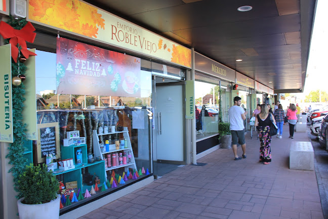 Comentarii opinii despre Emporio Roble Viejo