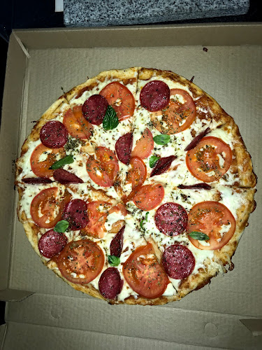 Reviews of Anaus Pizzeria in La Florida - Gastronomía y hostelería