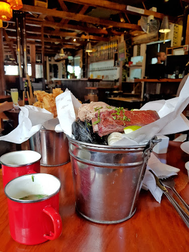 Comments and reviews of El Growler