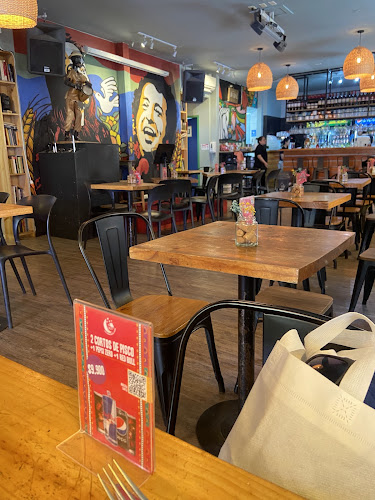 Opinii despre La Casa en el Aire în Providencia - Gastronomía y hostelería