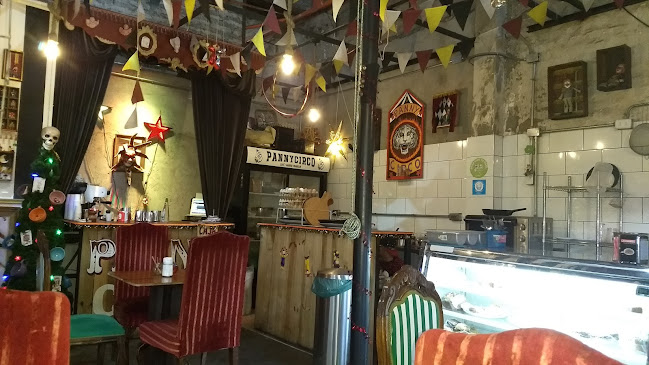 Opinii despre Panny Circo Cafe în Santiago - Gastronomía y hostelería