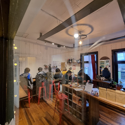 Opinii despre cafépoiesis /café de especialidad/té de origen/tostaduría în Valdivia - Gastronomía y hostelería