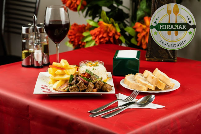 https://www.facebook.com/Restaurante-miramar-115885706447459/
