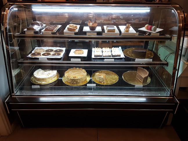 Comments and reviews of Café La Croix