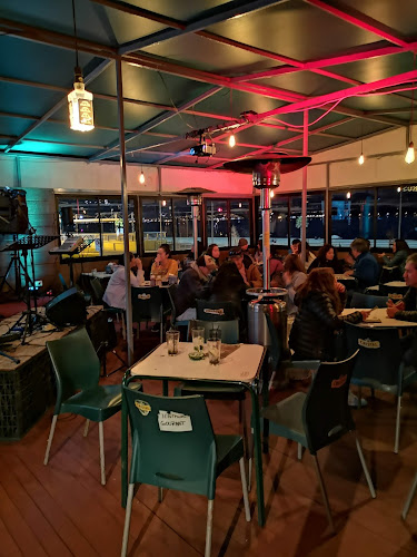 Comentarii opinii despre MADEROS BEACH BAR