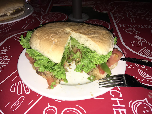 Comentarii opinii despre Cafeteria Jota Eme Jota