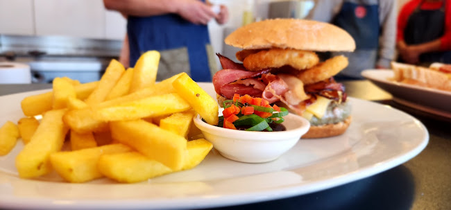 Fusión Sandwich , colo colo alto - Gastronomía y hostelería