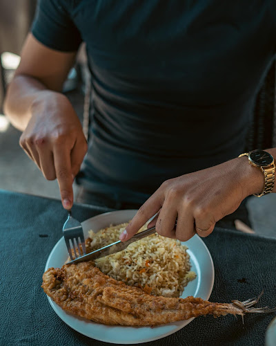 VIEJO SAMU´S RESTAURANT Phone number