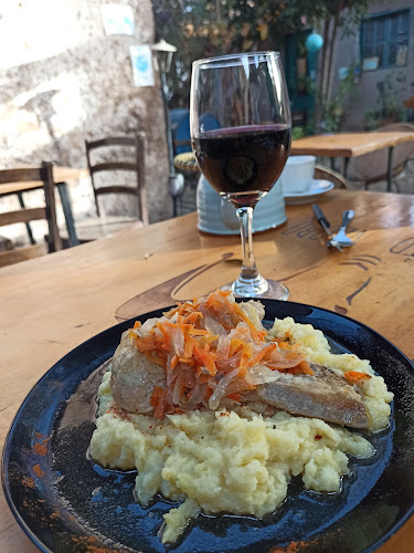 Comments and reviews of carlos