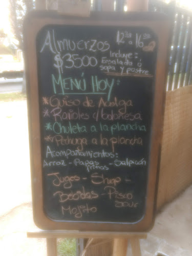 Montañita Restobar Egaña - Peñalolén