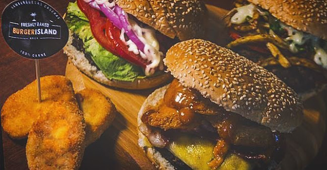 Opinii despre Burger Island Arica în Arica - Gastronomía y hostelería