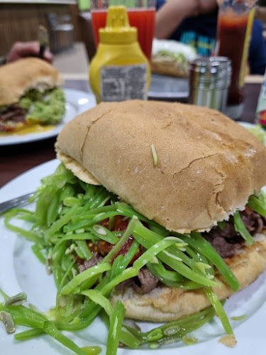 La Plancha Gourmet Sangucheria