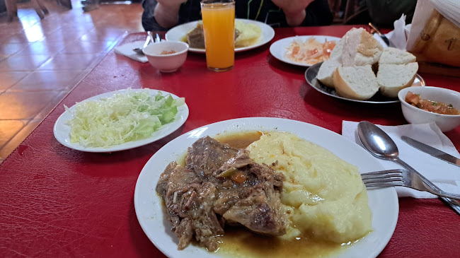 Opinii despre Las Tinajas de Pelequen în Malloa - Gastronomía y hostelería