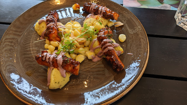 Comments and reviews of La Mar