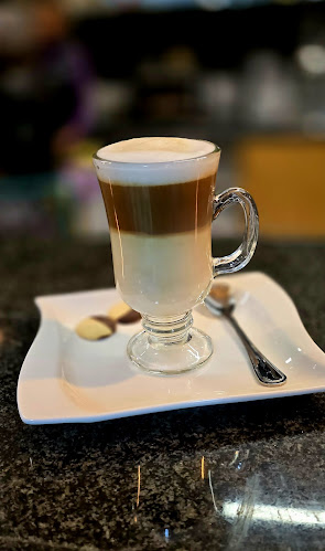 Del Valle Café Bistró Phone number