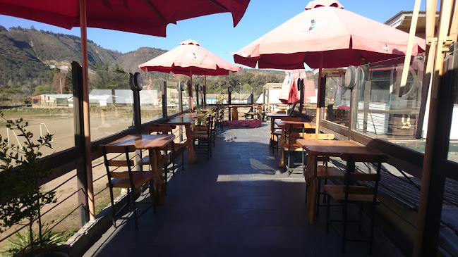 Comments and reviews of El Galeón