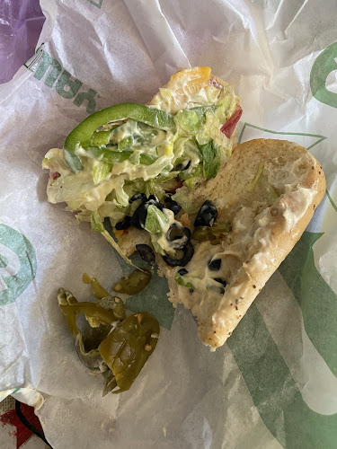 Comments and reviews of Subway Plaza Maipú