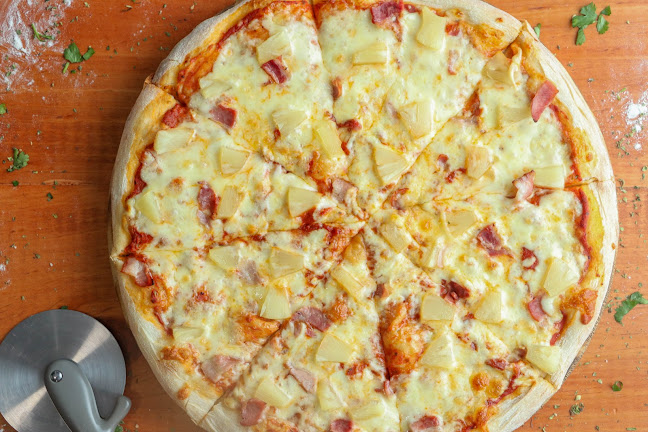 Comments and reviews of Bocatta Food Pizzería