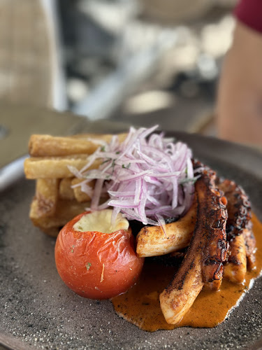 Opinii despre Restaurante Winecaina în Concón - Gastronomía y hostelería