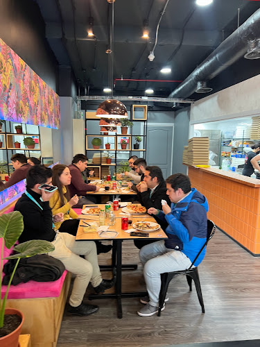 Buonissima Pizzería - Gastronomía y hostelería