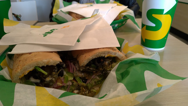 https://restaurantes.subway.com/subway-santiago-metropolitana-de-santiago-57390