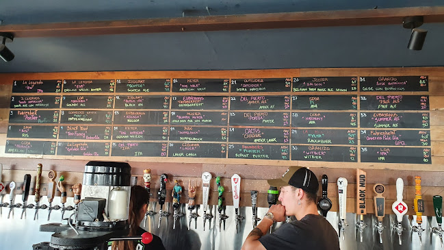 Opinii despre Lagerhaus CraftBar Cocktails Vitacura în Vitacura - Gastronomía y hostelería