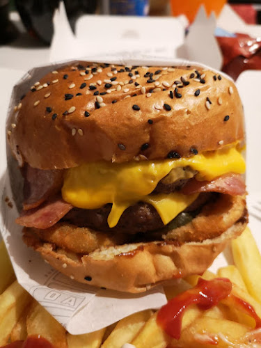 Date Con todo Burguer grill - La Cisterna