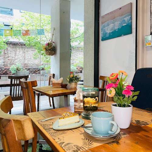 Opinii despre Cafe Mudra în Providencia - Gastronomía y hostelería