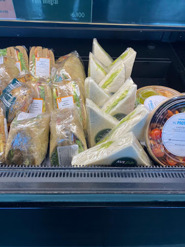 Comentarii opinii despre Starbucks Coffee