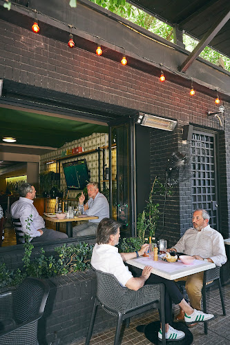Ciro's Bar Isidora - Gastronomía y hostelería