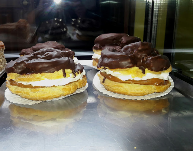 Opinii despre Pasteleria "Helga" în Peñalolén - Gastronomía y hostelería