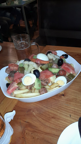 Cafe Central Phone number